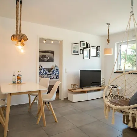 Haus am See - Ferienwohnungen Neukirch  Exterior foto